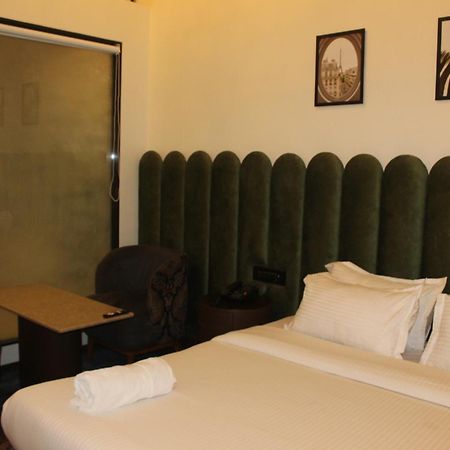 Gulf Hotel Mumbai- The Boutique Hotel Colaba Bombay Exterior foto